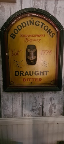 Vintage boddingtons wooden - vintage,